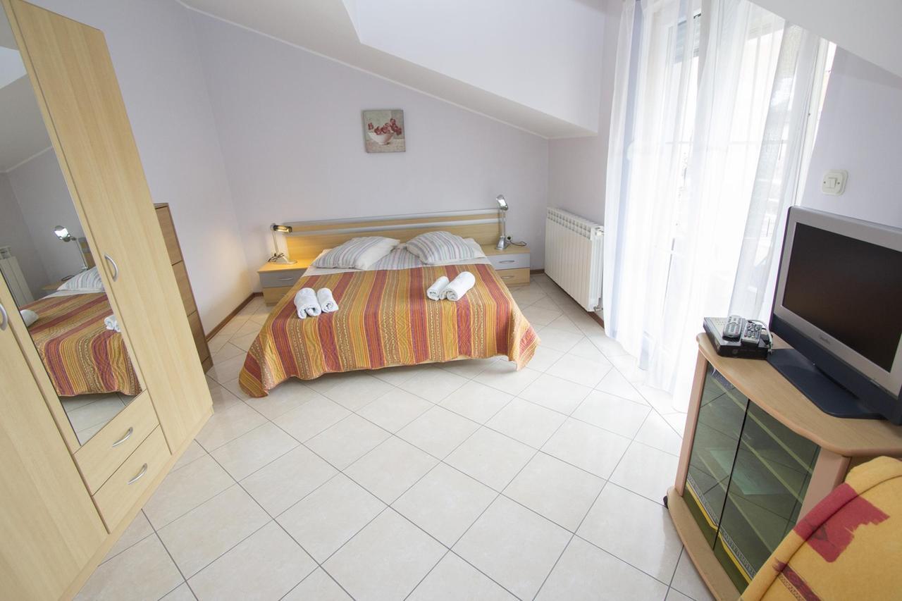 Apartments Rajci Rovinj Exterior photo